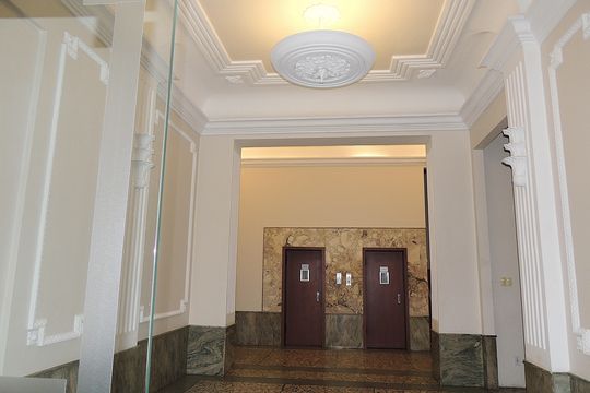 Elevadores de apartamento à venda com 3 quartos, 99m² em Floresta, Porto Alegre