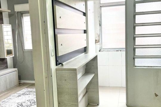 Cozinha de apartamento à venda com 1 quarto, 39m² em Nonoai, Porto Alegre