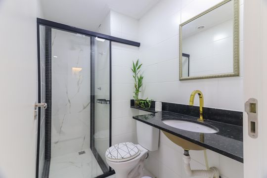 Banheiro de apartamento para alugar com 2 quartos, 33m² em Butantã, São Paulo