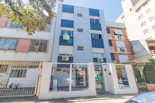Fachada de apartamento para alugar com 1 quarto, 45m² em Menino Deus, Porto Alegre