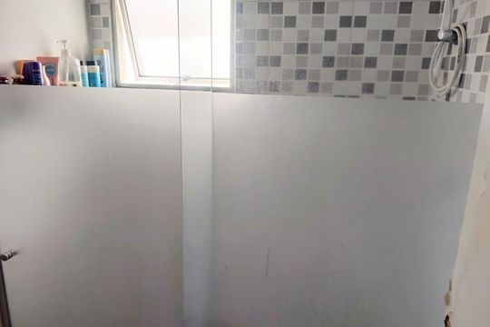 Banheiro de apartamento à venda com 2 quartos, 52m² em Interlagos, São Paulo
