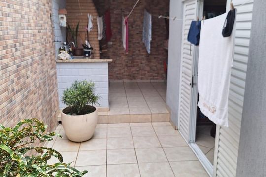 Área Externa de casa à venda com 3 quartos, 148m² em Vila Vivaldi, São Bernardo do Campo
