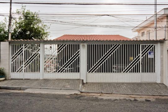 Fachada + placa de casa à venda com 2 quartos, 260m² em Limão , São Paulo