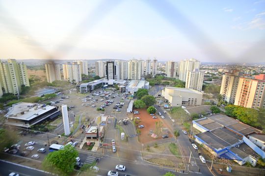 Vista da Sala de apartamento para alugar com 3 quartos, 70m² em Residencial Eldorado, Goiânia