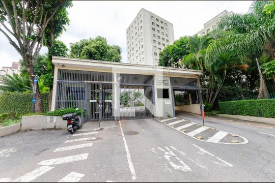 Fachada do Prédio de apartamento para alugar com 2 quartos, 50m² em Jardim do Tiro, São Paulo