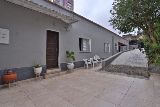 Quintal de casa à venda com 3 quartos, 350m² em Vila Bertioga, São Paulo