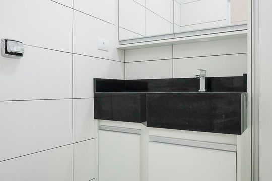 Banheiro de Serviço de casa à venda com 3 quartos, 202m² em Vila Uras, São Bernardo do Campo