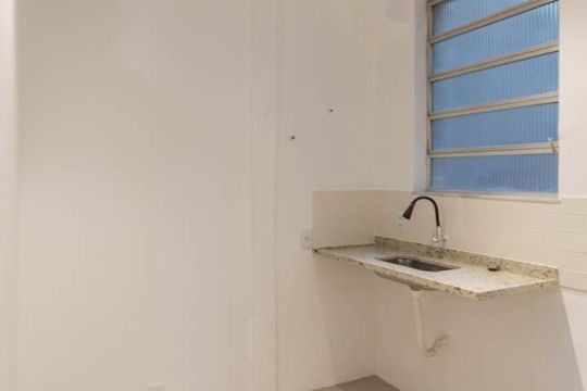 Cozinha de apartamento para alugar com 2 quartos, 56m² em Estácio, Rio de Janeiro