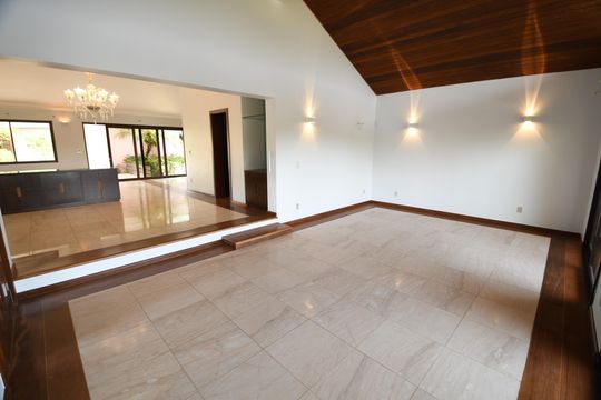 Casa de Condomínio à venda com 4 quartos, 487m² em Jardim Botânico (sousas), Campinas