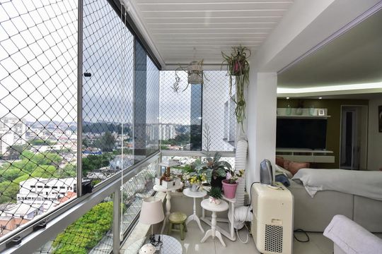 Varanda de apartamento à venda com 4 quartos, 179m² em Jardim Vazani, São Paulo