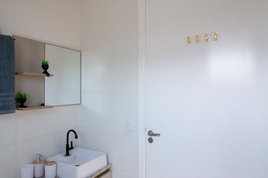 Banheiro  de apartamento para alugar com 2 quartos, 47m² em Centro, Votorantim