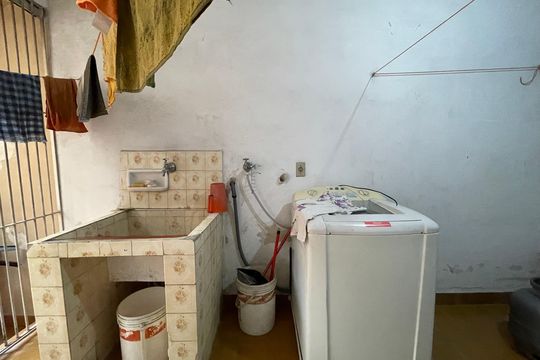Área de Serviço de casa para alugar com 3 quartos, 80m² em Jardim Luísa, São Paulo