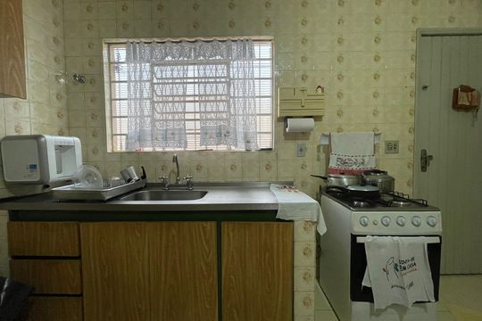 Cozinha de casa para alugar com 3 quartos, 80m² em Jardim Luísa, São Paulo