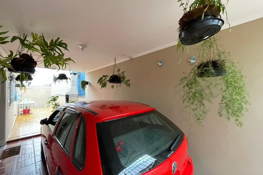 Garagem de casa para alugar com 3 quartos, 80m² em Jardim Luísa, São Paulo