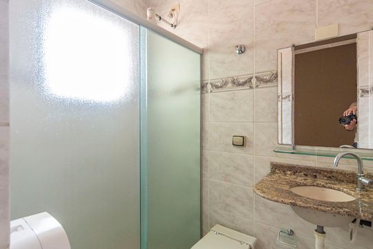 Banheiro da Suíte de casa para alugar com 3 quartos, 315m² em Vila Alto de Santo Andre, Santo André