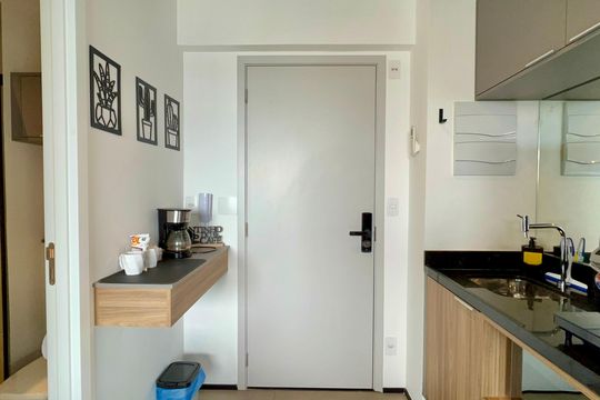 Cozinha de kitnet/studio para alugar com 1 quarto, 22m² em Jardim Paulista, São Paulo