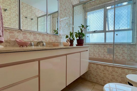 Banheiro da Suíte 1 de apartamento à venda com 4 quartos, 168m² em Jardim Paulista, São Paulo