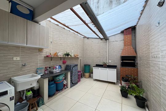 Varanda gourmet de casa à venda com 3 quartos, 130m² em Vila Linda, Santo André