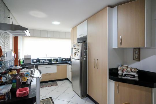Cozinha de casa à venda com 3 quartos, 249m² em Vila Angelina, São Bernardo do Campo
