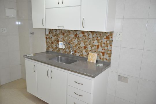 Cozinha de apartamento para alugar com 2 quartos, 49m² em Cachambi, Rio de Janeiro