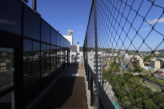 Sacada Cozinha de apartamento à venda com 2 quartos, 128m² em Jardim do Salso, Porto Alegre