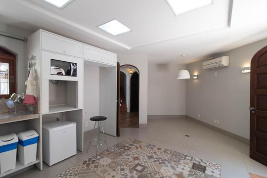 Cozinha de casa à venda com 4 quartos, 700m² em Vila Conceição, Porto Alegre