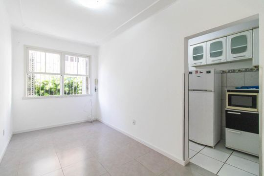 Sala de apartamento à venda com 1 quarto, 40m² em Menino Deus, Porto Alegre
