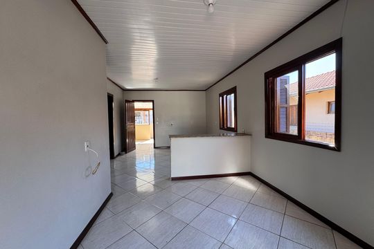 Casa para alugar com 2 quartos, 96m² em Scharlau, São Leopoldo