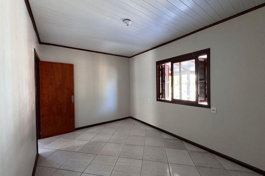 Quarto 1 de casa para alugar com 2 quartos, 96m² em Scharlau, São Leopoldo