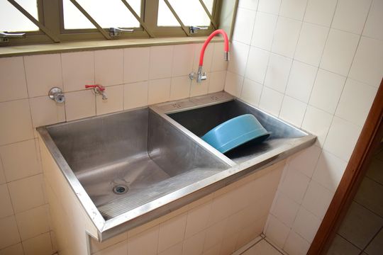 Área de Serviço de casa para alugar com 4 quartos, 295m² em Ribeirânia, Ribeirão Preto