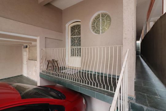 Garagem de casa à venda com 3 quartos, 276m² em Umuarama, Osasco