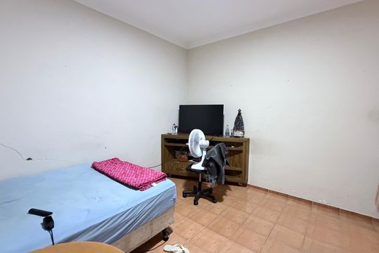 Quarto 1 de casa à venda com 2 quartos, 101m² em Vila Satúrnia, Campinas