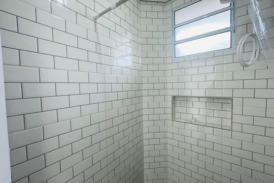 Banheiro de apartamento para alugar com 1 quarto, 22m² em Vila Operária, Guarulhos