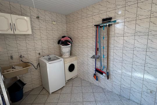 Área de Serviço de casa à venda com 4 quartos, 220m² em Vl Fco Matarazzo, Santo André