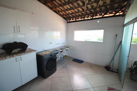 Área de Serviço de apartamento à venda com 4 quartos, 400m² em Conjunto Agua Branca, Contagem