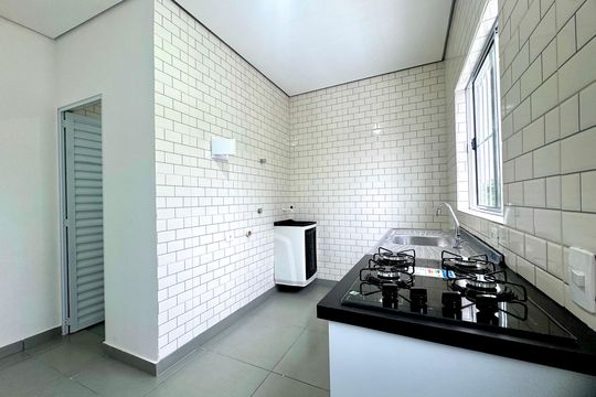 Sala/Cozinha de apartamento para alugar com 1 quarto, 22m² em Portal dos Gramados, Guarulhos