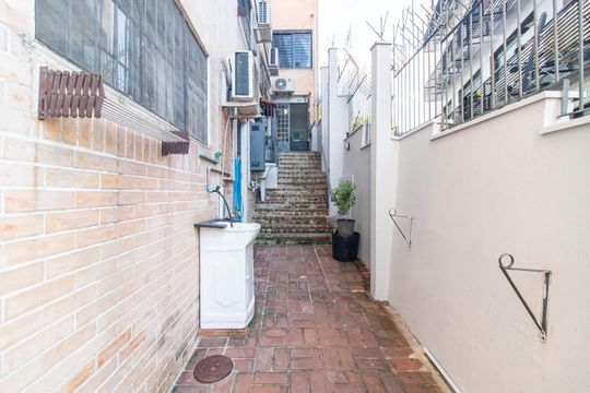 Área de Serviço de casa à venda com 4 quartos, 390m² em Menino Deus, Porto Alegre