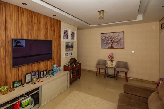 Apartamento à venda com 2 quartos, 81m² em Castelo, Belo Horizonte