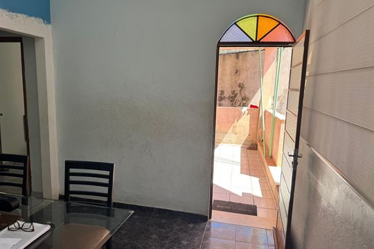 Sala de casa à venda com 3 quartos, 198m² em Incofindência, Belo Horizonte