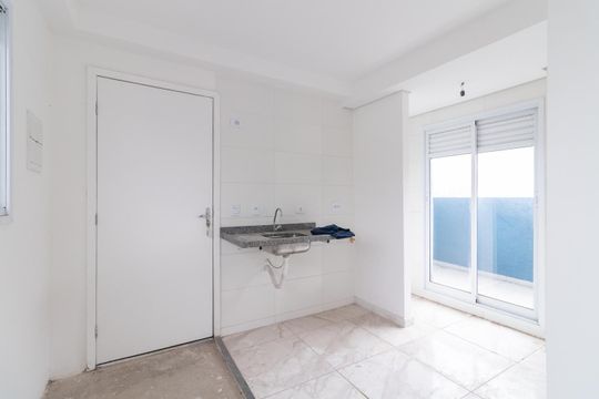 Cozinha de apartamento à venda com 2 quartos, 45m² em Vila Ré, São Paulo