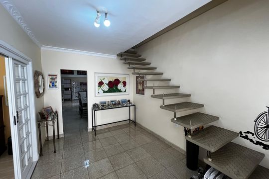 Casa à venda com 3 quartos, 148m² em Lauzane Paulista, São Paulo