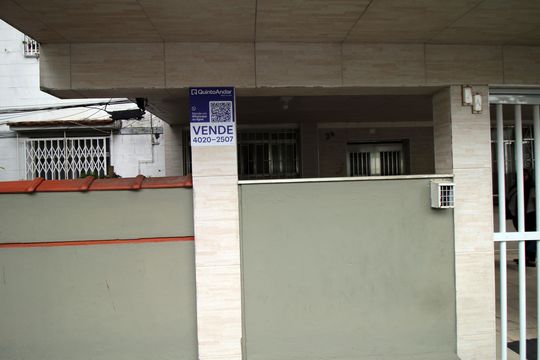 Placa de apartamento à venda com 3 quartos, 105m² em Parada de Lucas, Rio de Janeiro