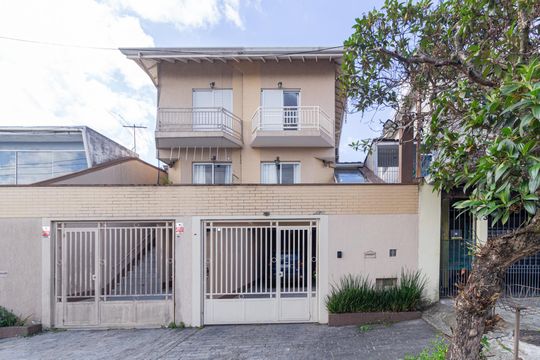 Fachada de casa à venda com 3 quartos, 164m² em Bela Vista, Osasco