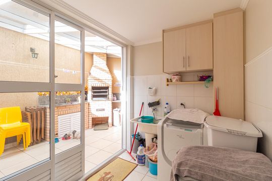 Área de serviço de casa à venda com 3 quartos, 164m² em Bela Vista, Osasco