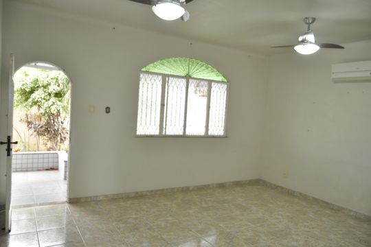 Casa de Condomínio à venda com 3 quartos, 420m² em Engenho de Dentro, Rio de Janeiro