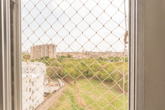 Vista da Suíte de apartamento para alugar com 1 quarto, 65m² em Jardim Pauliceia, Campinas