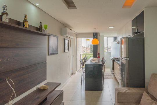 Sala de apartamento para alugar com 1 quarto, 65m² em Jardim Pauliceia, Campinas