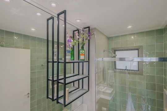 Banheiro de kitnet/studio à venda com 1 quarto, 35m² em Sumarezinho, São Paulo