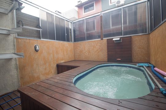 Área Externa de casa para alugar com 2 quartos, 82m² em Hípica, Porto Alegre