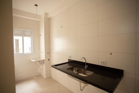 Cozinha e Área de Serviço de apartamento à venda com 2 quartos, 39m² em Vila Baruel, São Paulo